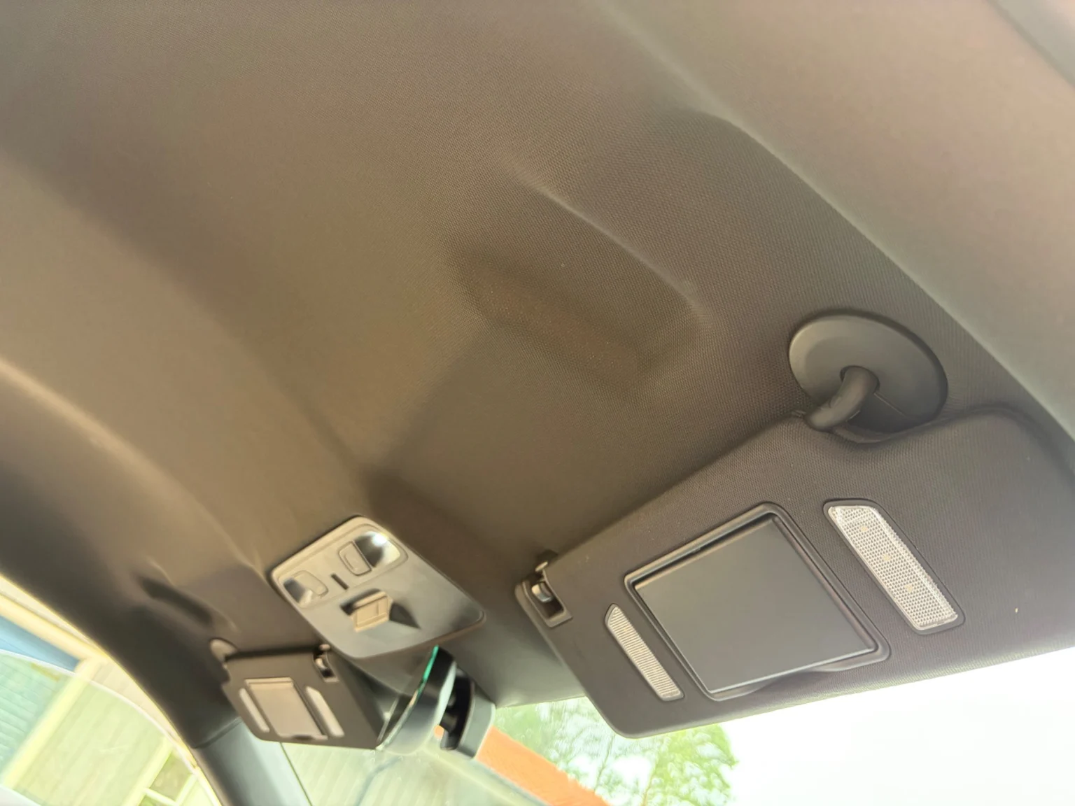 Interior image of 2017 Chevrolet Camaro SS (28)
