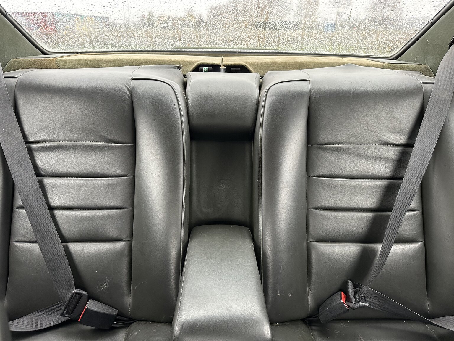 Interior image of 1983 Mercedes-Benz 500 SEC