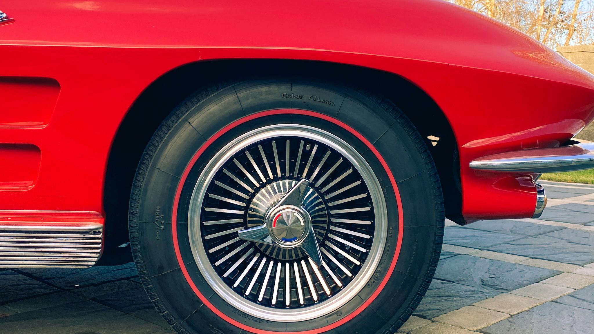 Exteriörbild på 1963 Corvette C2 Stingray