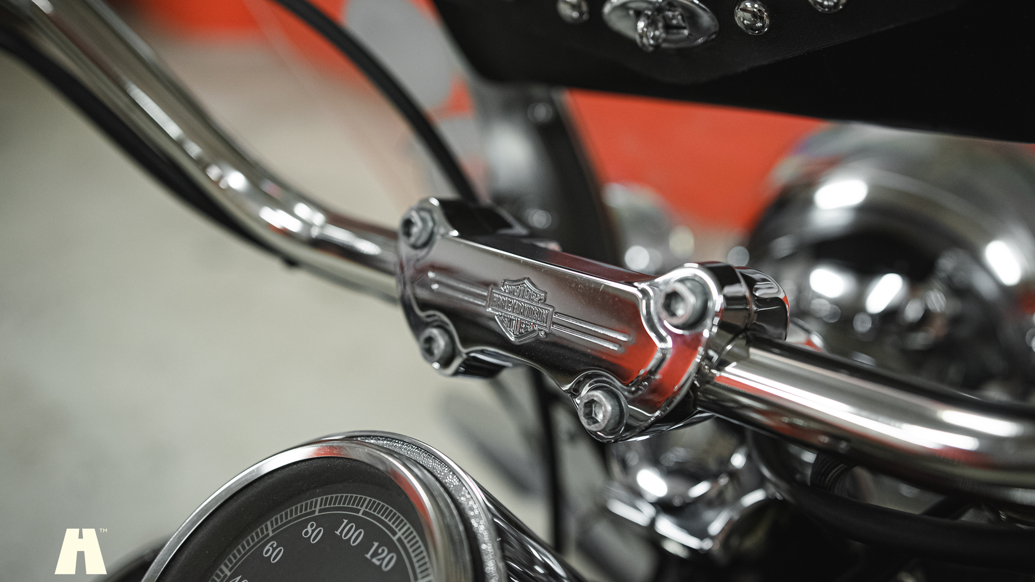 Exterior image of 2002 Harley-Davidson Heritage Softail Classic