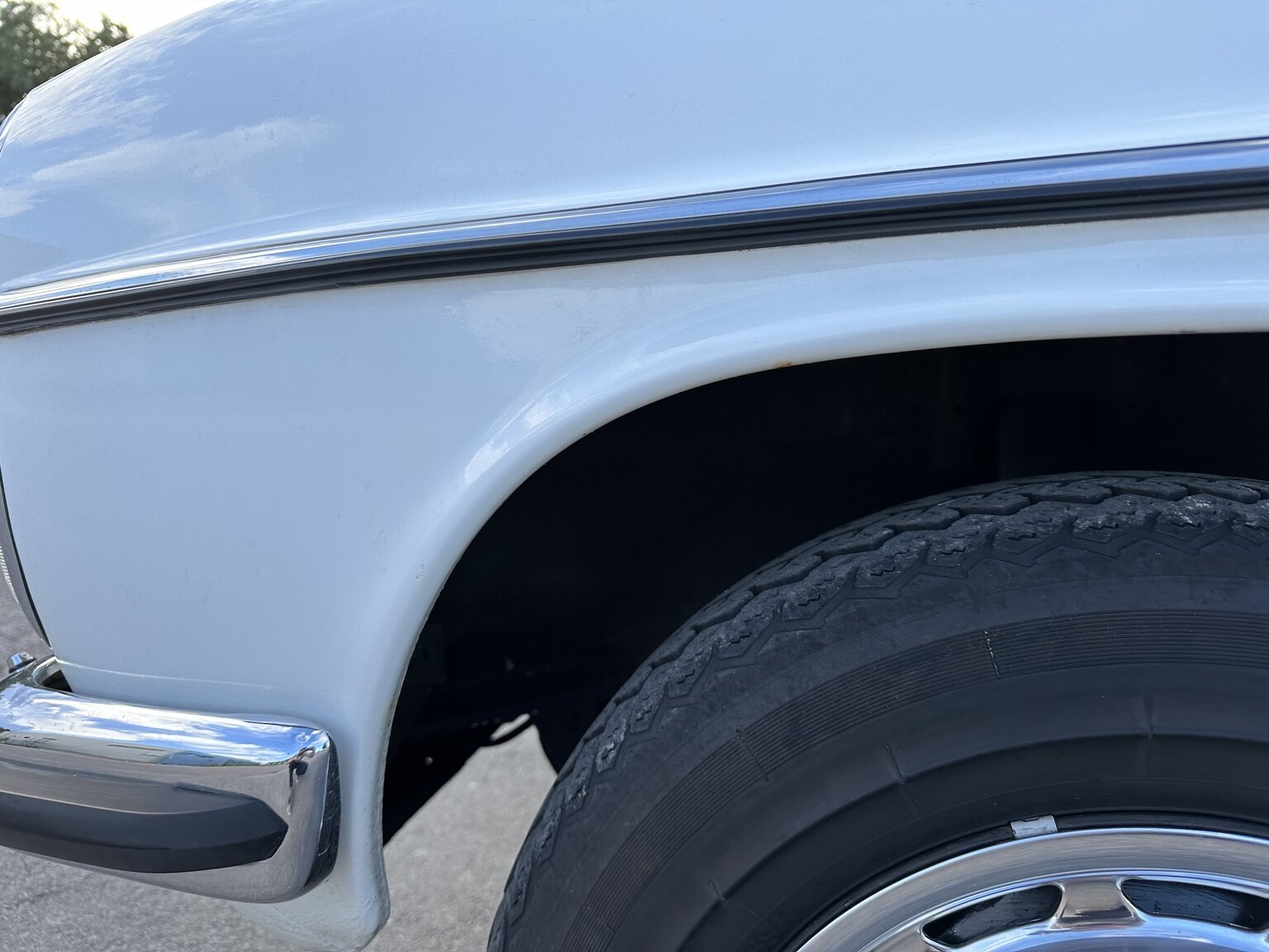 Exteriörbild på 1975 Mercedes Benz 200