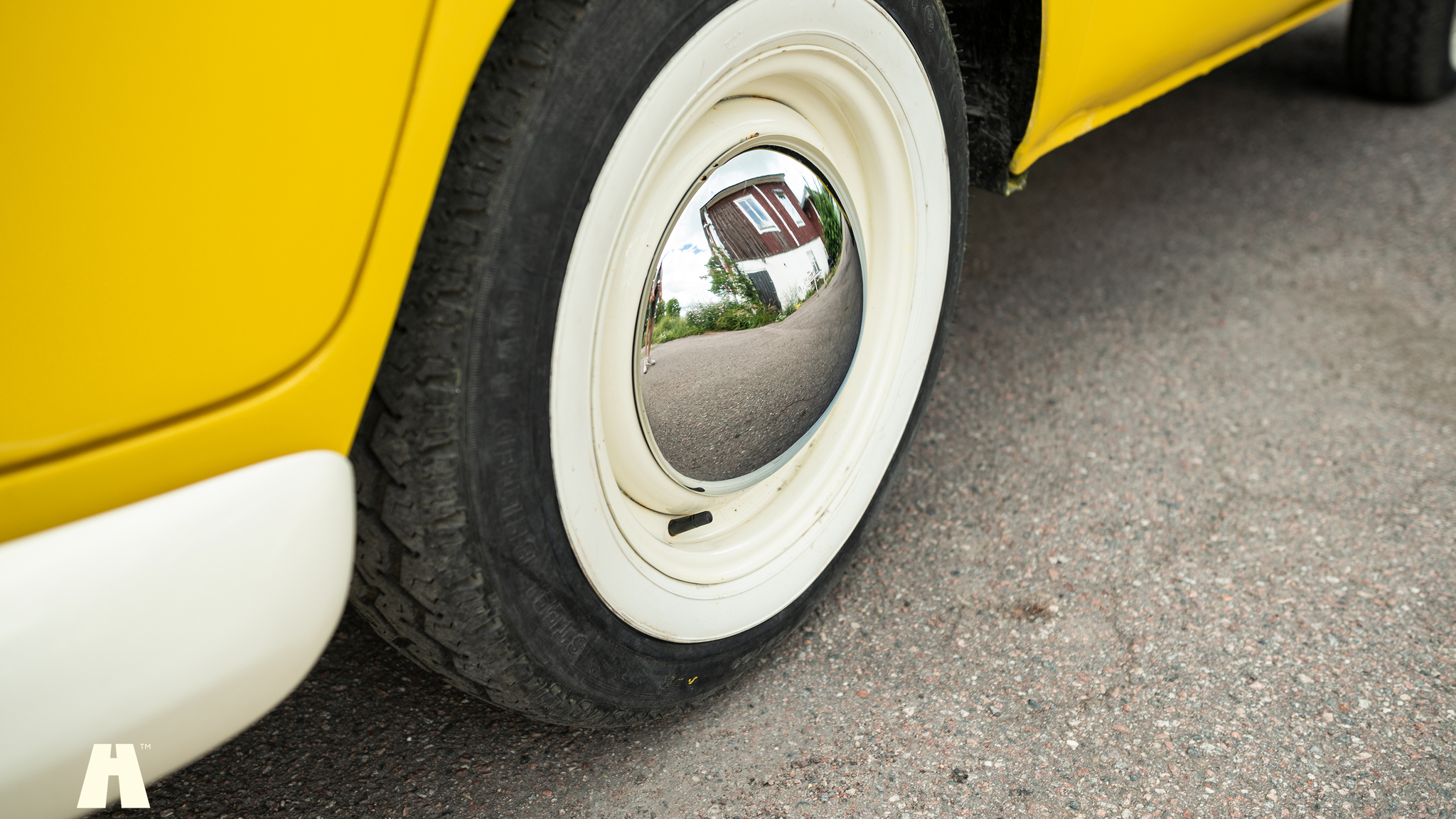 Exteriörbild på 1974 Volkswagen T1 Split Window  