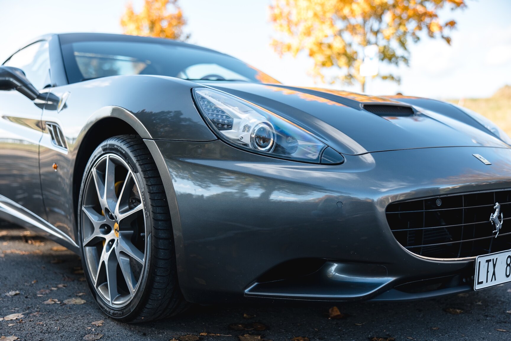 Exterior image of 2011 Ferrari California 