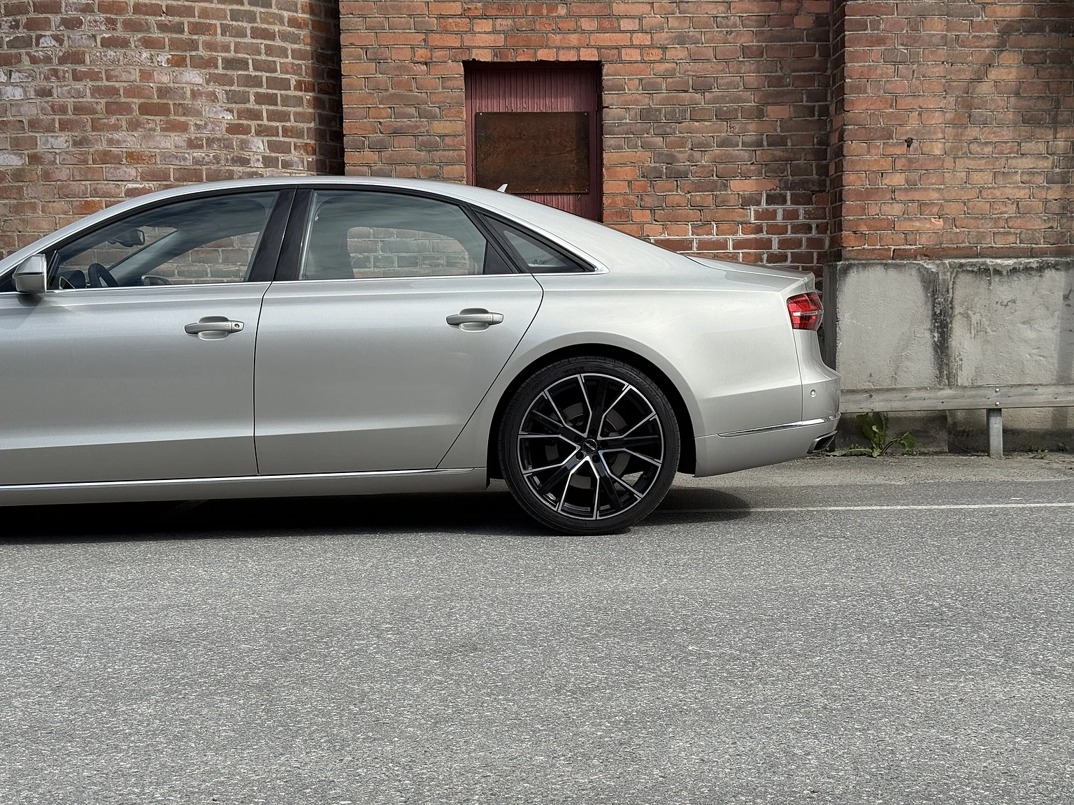 Aussenfoto 2014 Audi A8 4.0 TFSI (77)