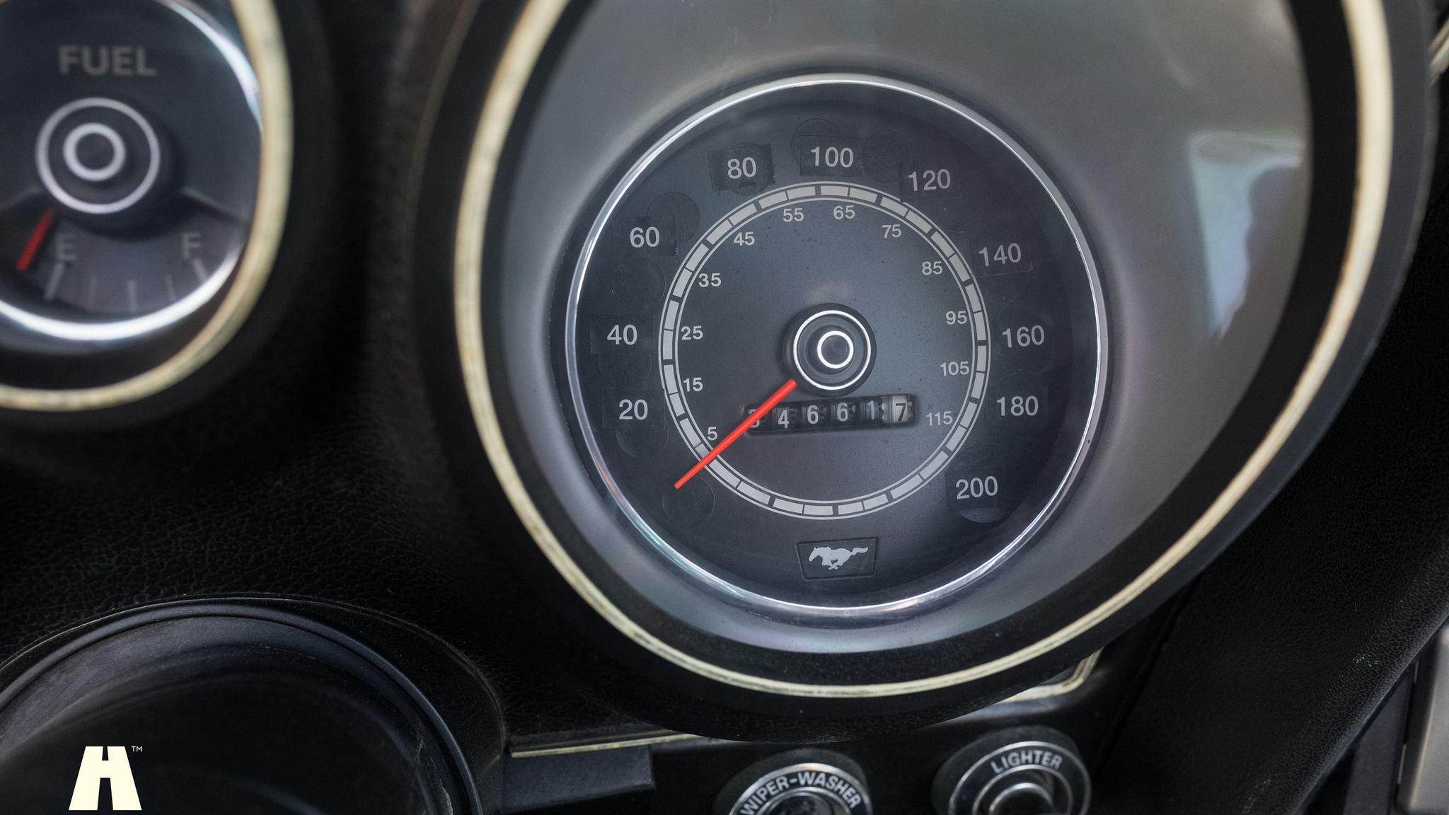 Interior image of 1971 Ford Mustang 429 Cabriolet (46)