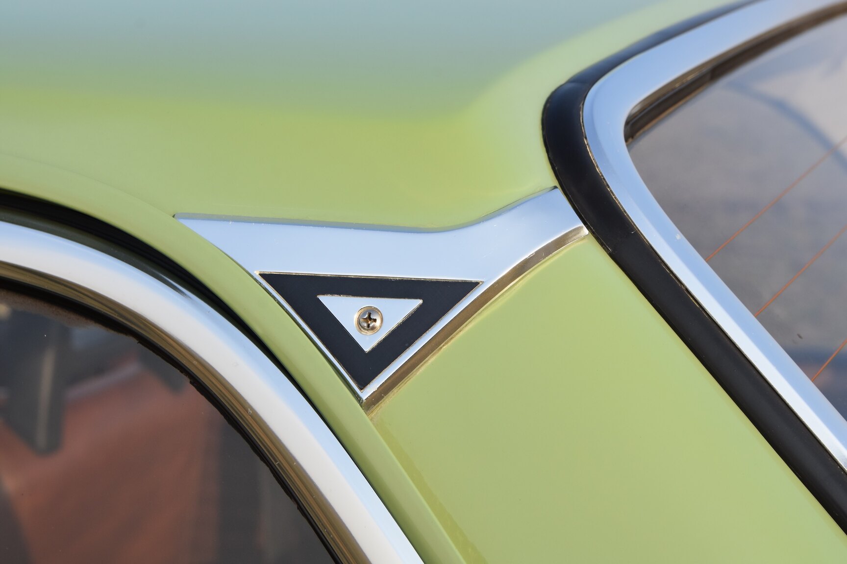 Exteriörbild på 1975 Volvo 242