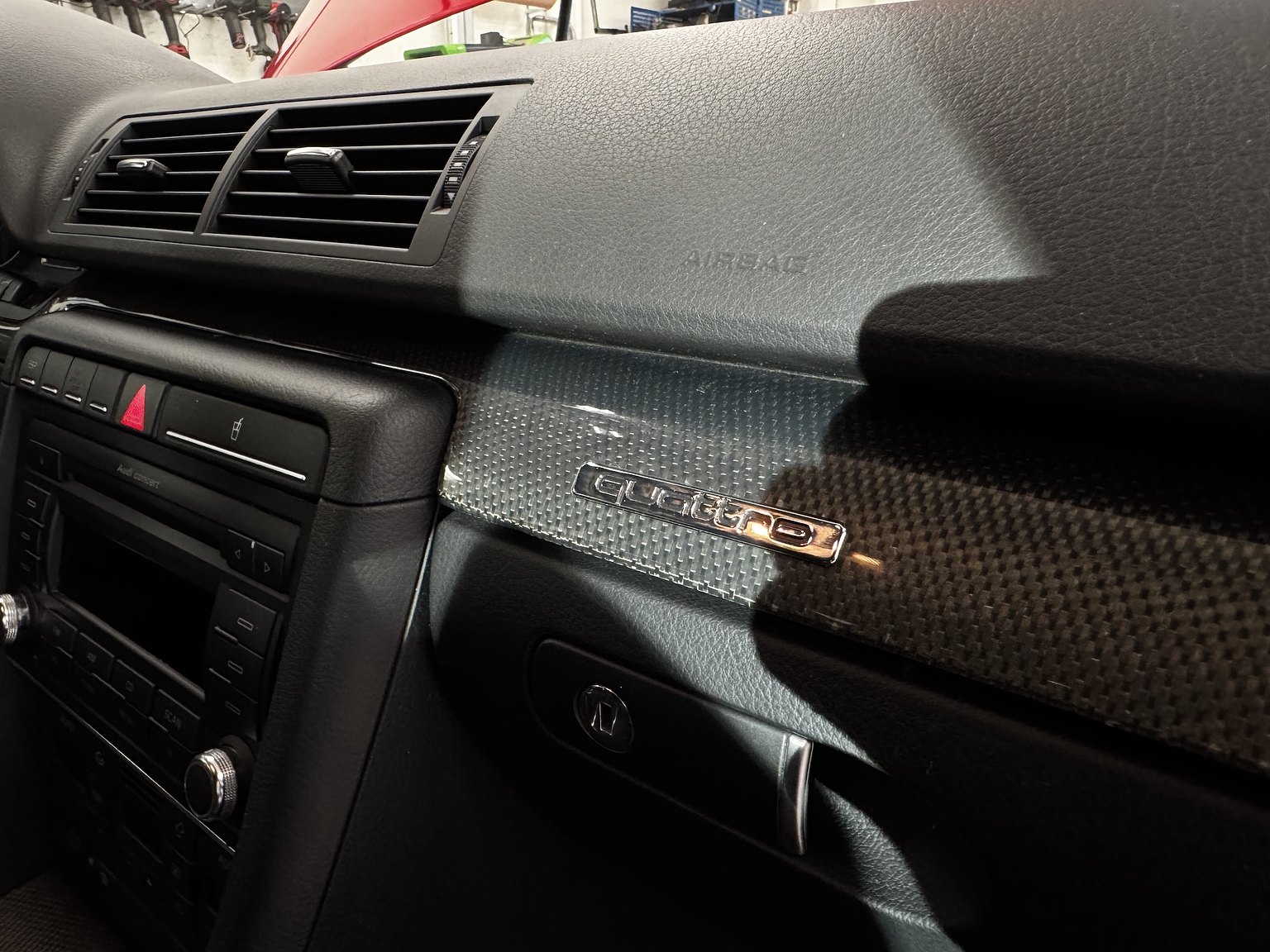 Interior image of 2007 Audi  S4 quattro 4.2 V8 manuell