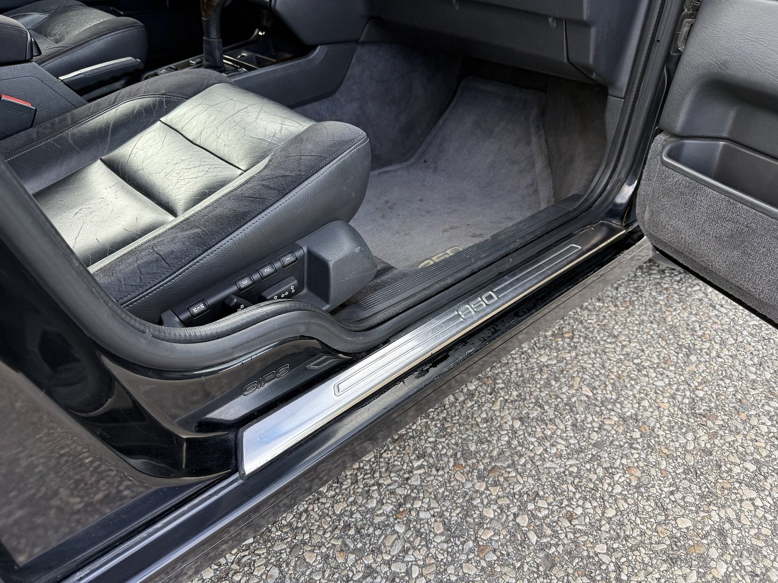 Interior image of 1995 VOLVO 855 T5R T-5R