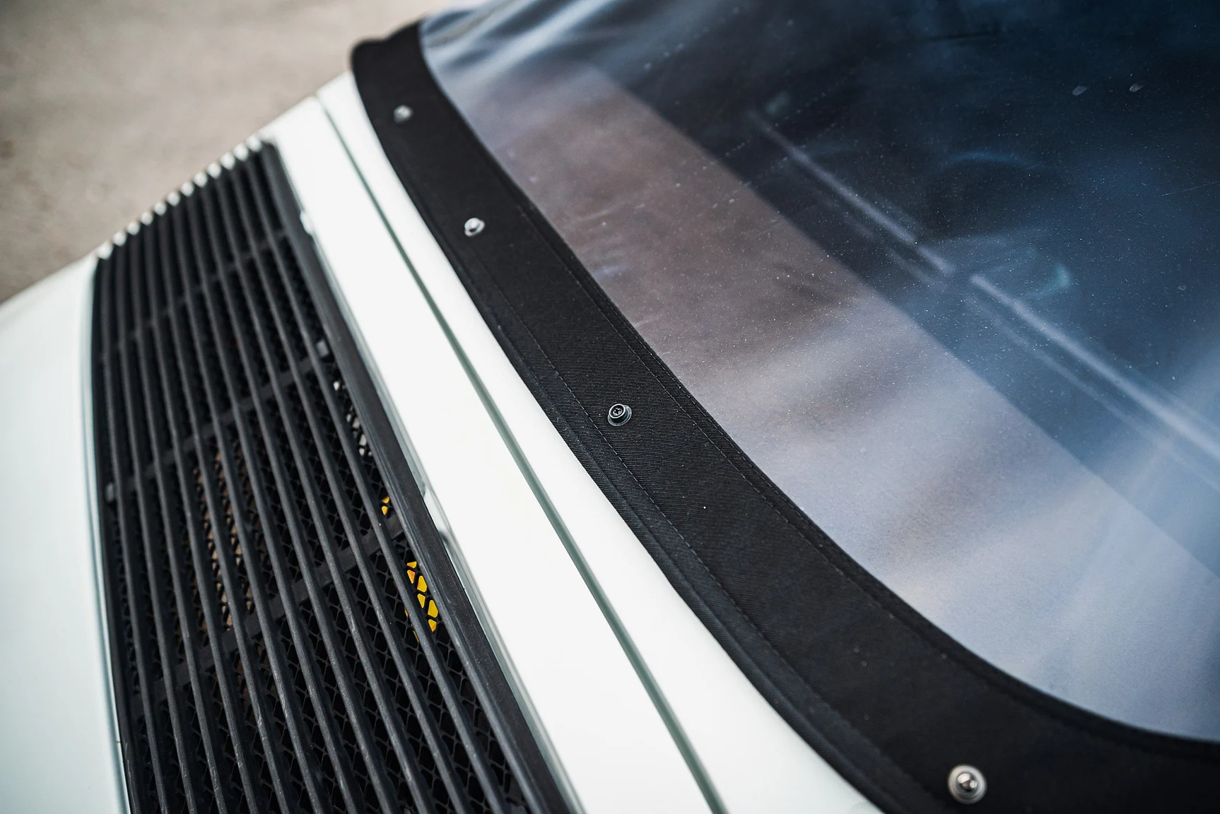 Exteriörbild på 1983 Porsche 911 SC (15)