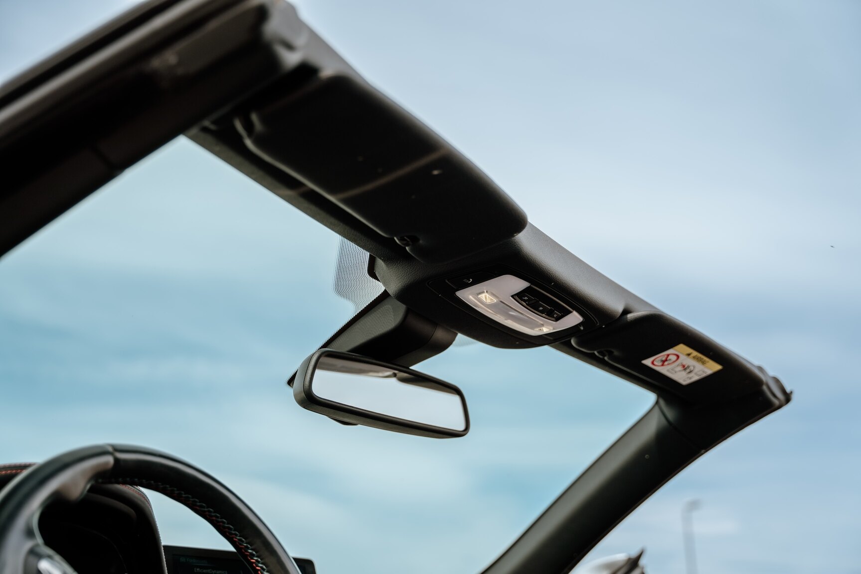 Interior image of 2015 BMW M4 Cabriolet