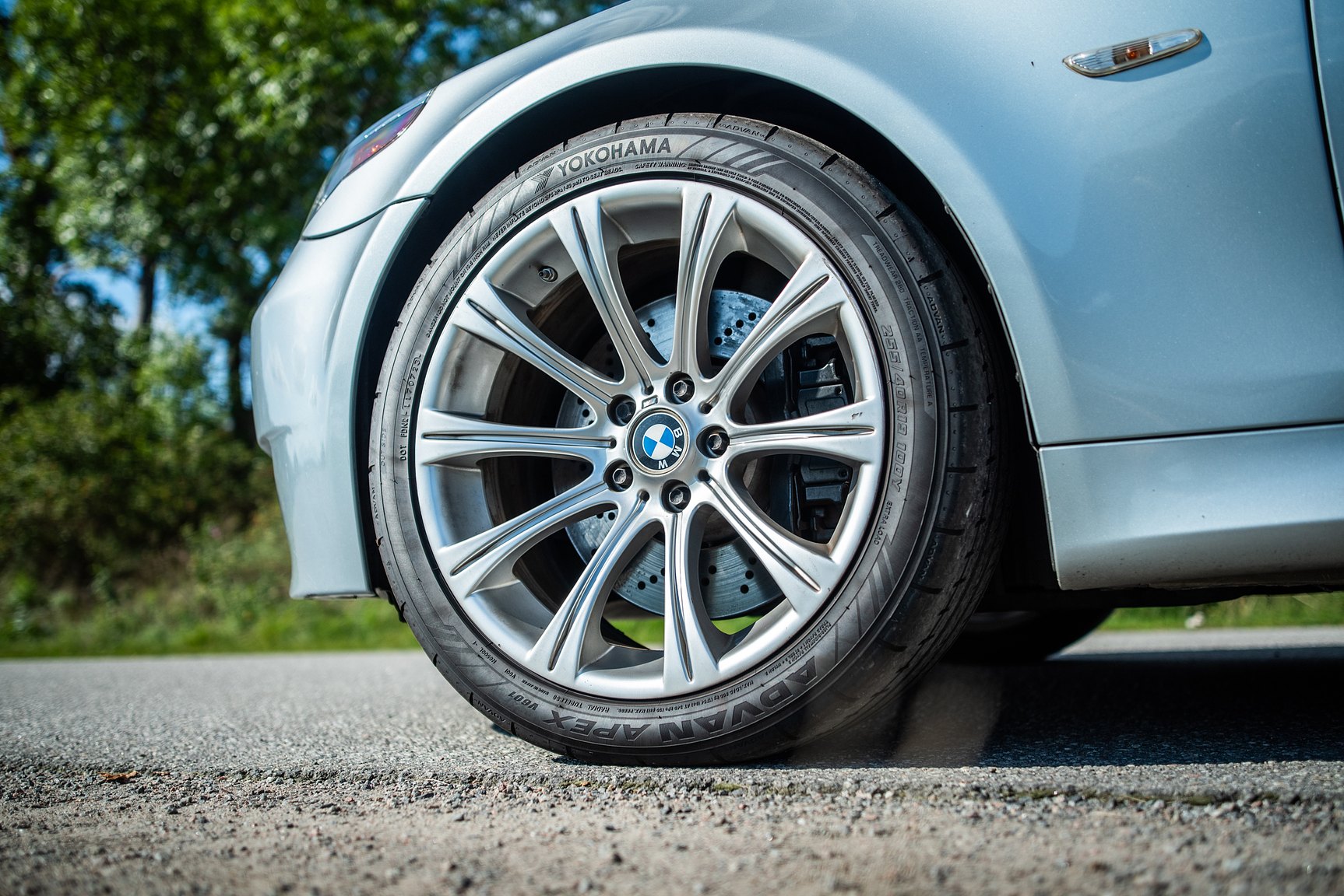 Exterior image of 2006 BMW E60 M5