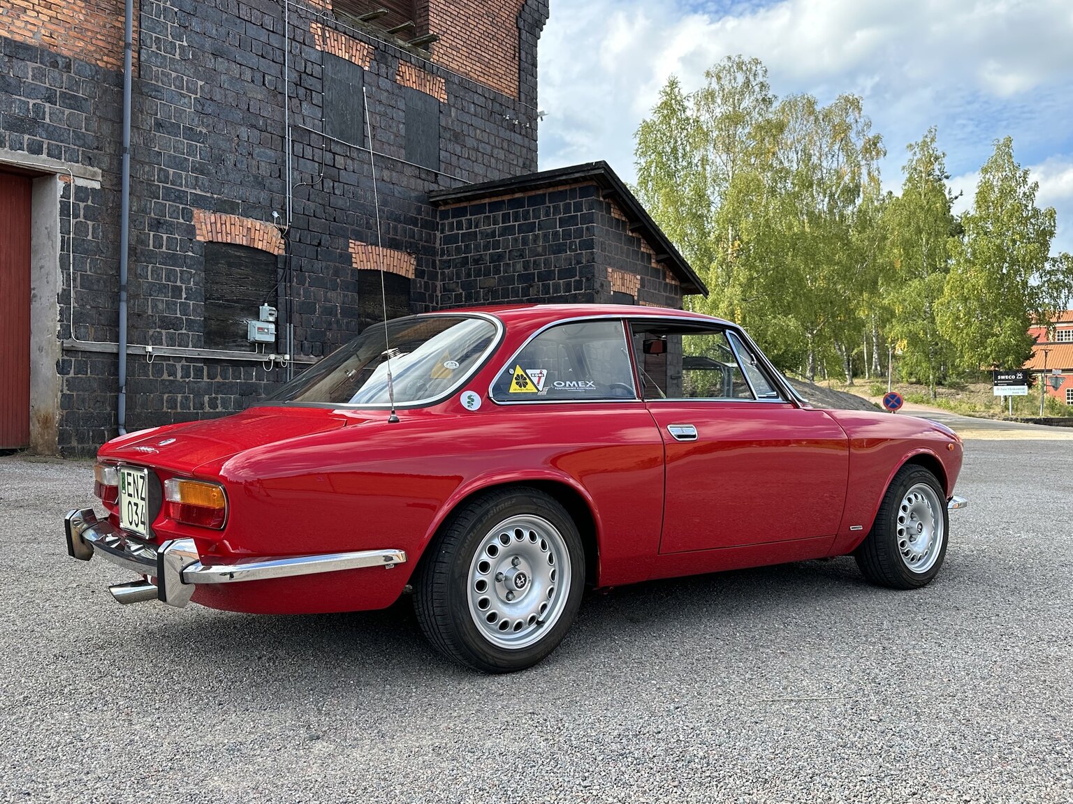 Exteriörbild på 1972 Alfa Romeo 2000 GTV Bertone Coupé