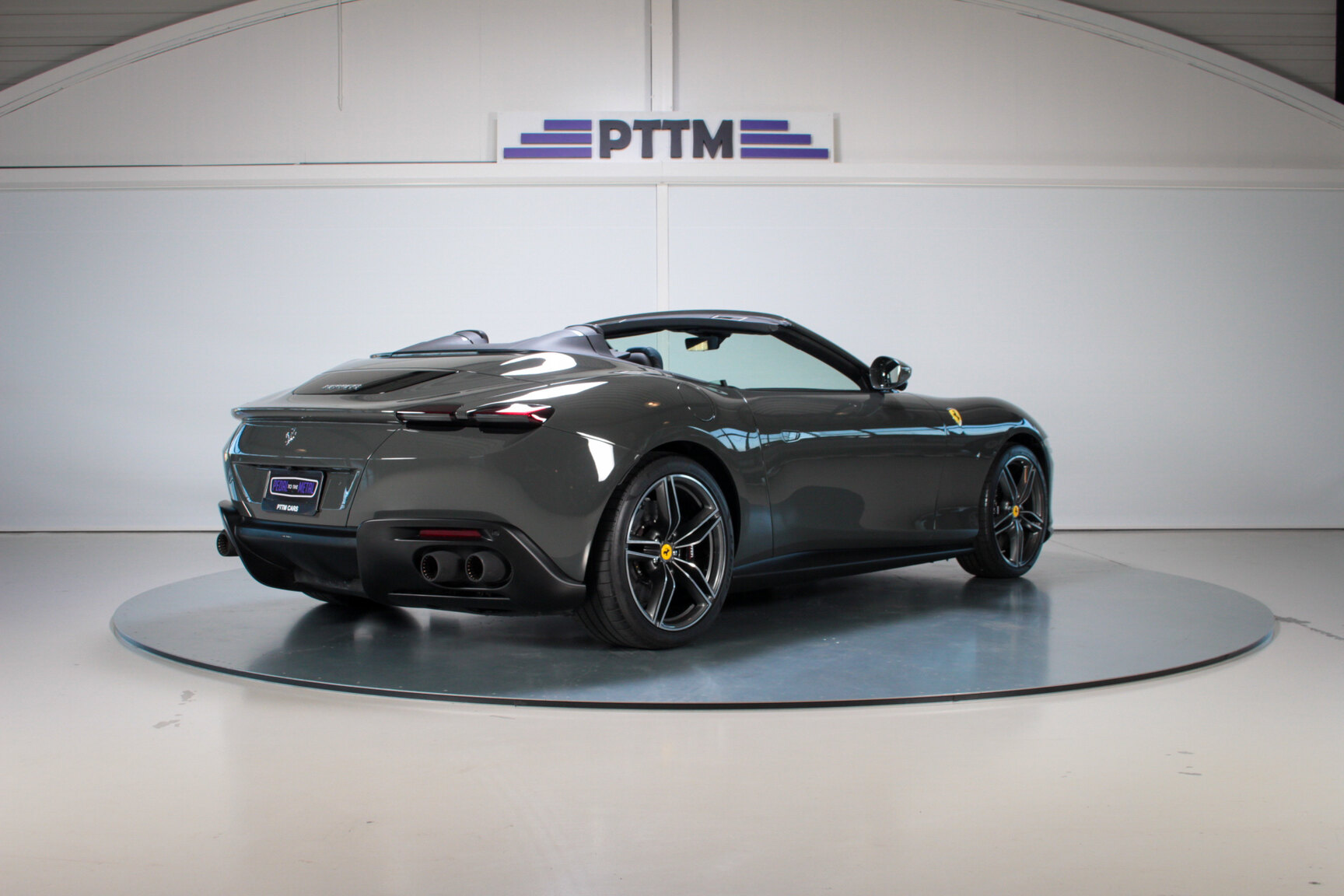 Exterior image of 2024 Ferrari Roma Spider