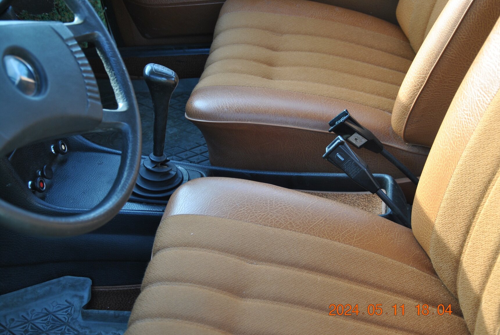 Interiörbild 1971 Mercedes-Benz 220D