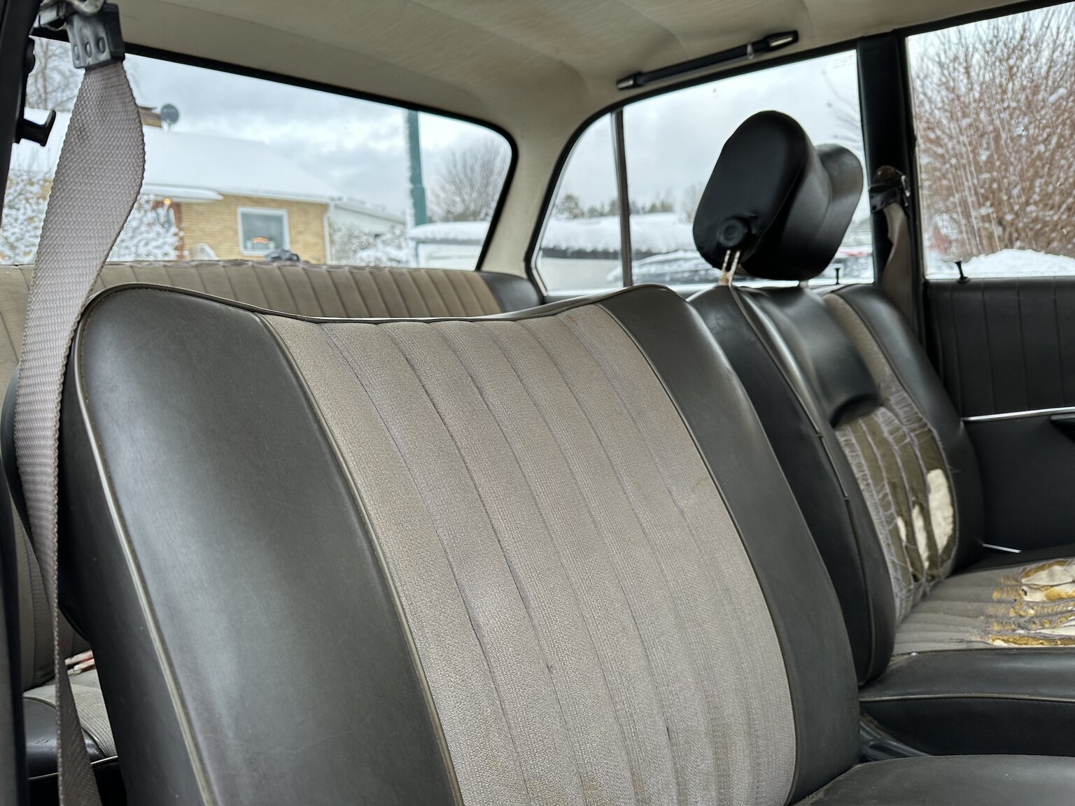 Interior image of 1965 BMW 1600