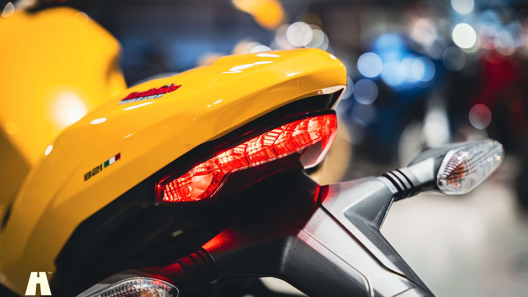 Exteriörbild på 2018 Ducati Monster 821