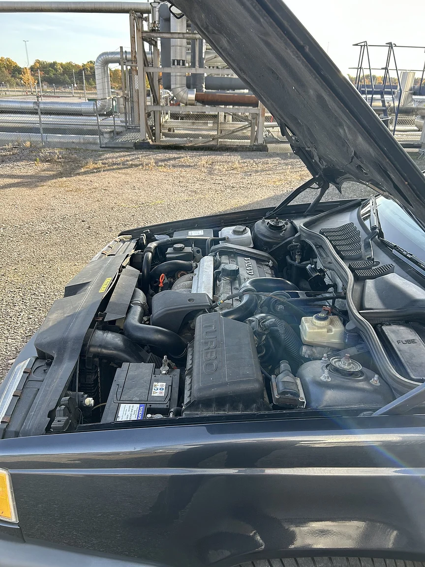Image of 1996 Volvo 850 R Estate mechanics (2)
