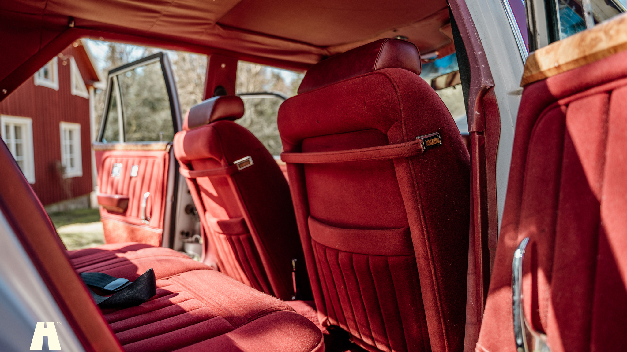 Innenraumfoto von 1976 Ford Mercury Monarch Ghia (4)