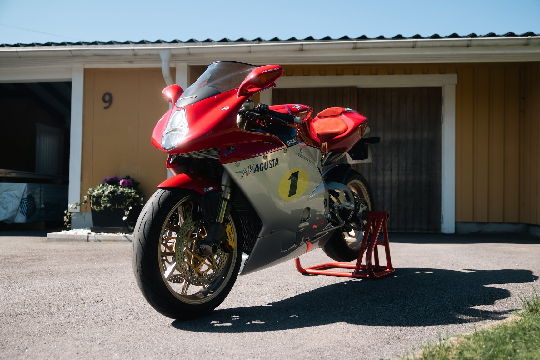 Exteriörbild på 2004 MV Agusta F4 1000 AGO
