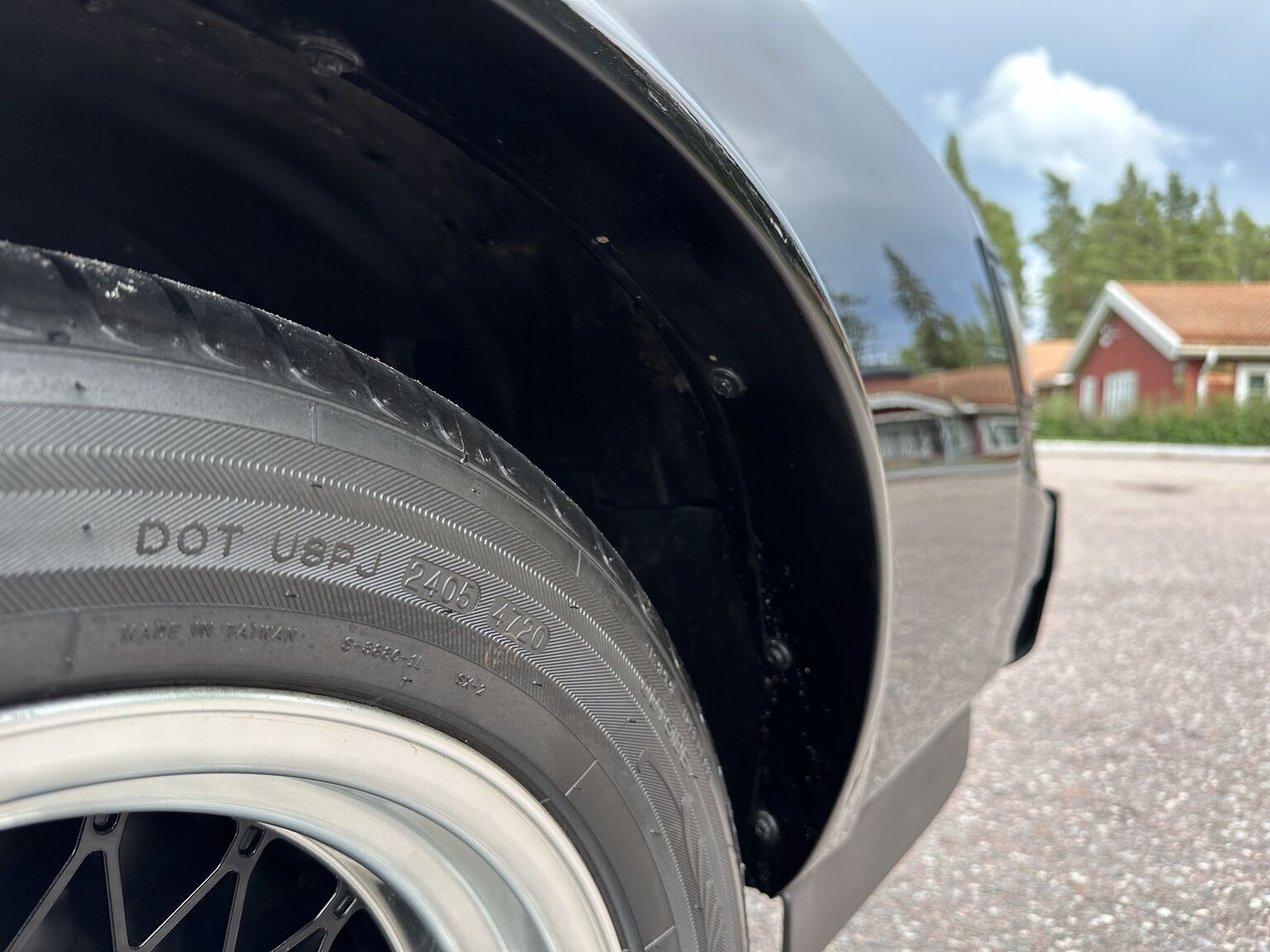 Exterior image of 1987 Buick Grand National "GNX" (47)