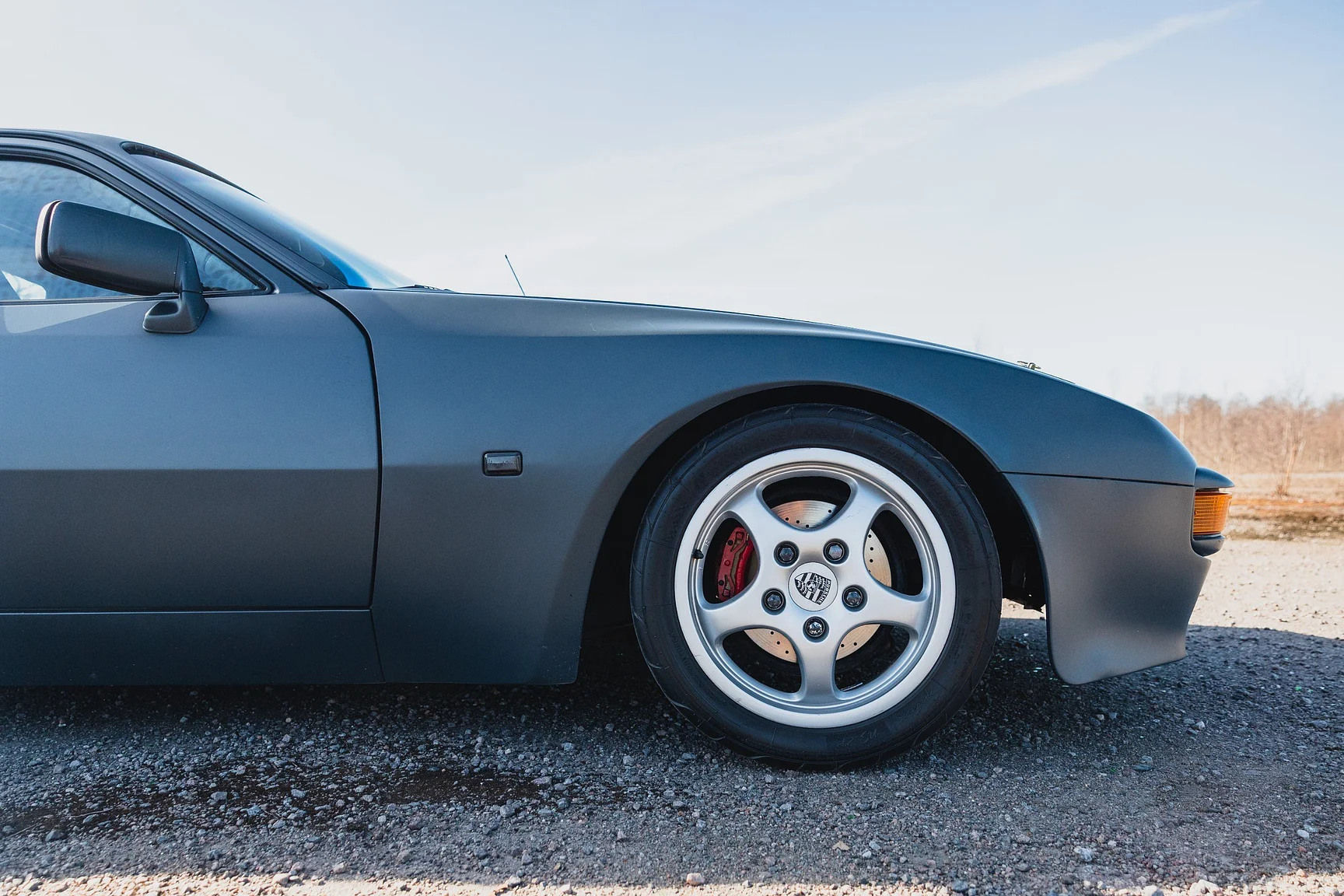 Aussenfoto 1982 Porsche 944 Trackday (7)