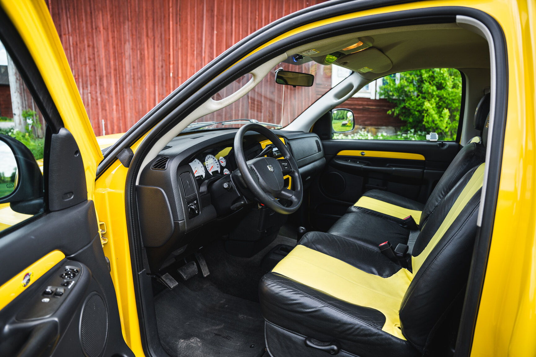 Interior image of 2005 Dodge Ram 1500 Bumble Bee