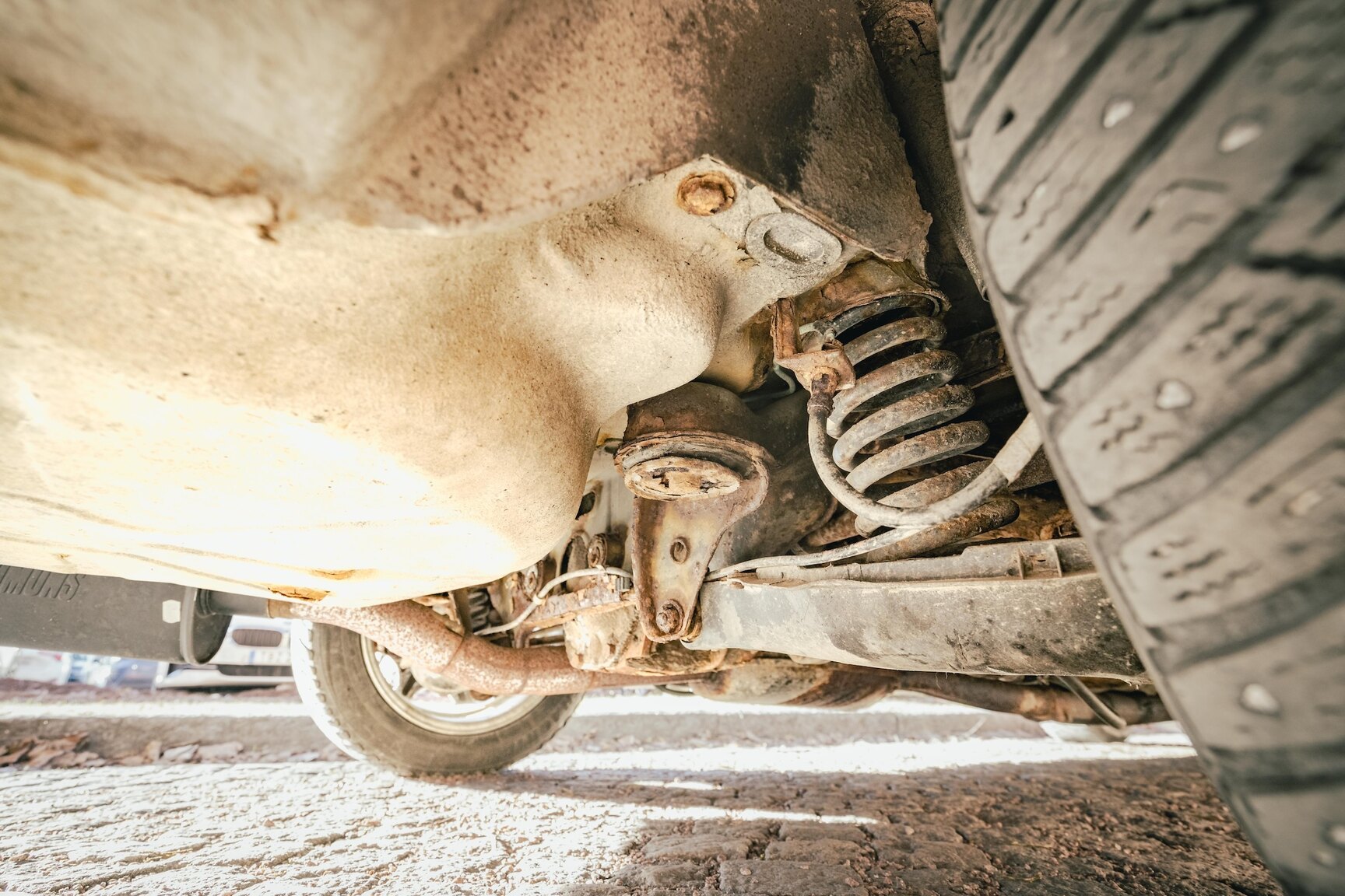 Image of 1991 Mercedes-Benz 300E-24 mechanics (18)