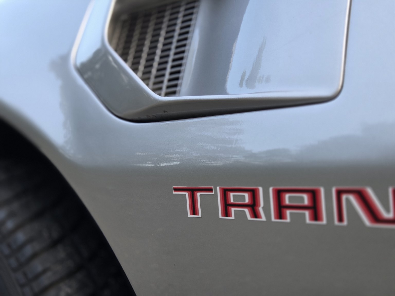 Exteriörbild på 1976 Pontiac Firebird Trans Am