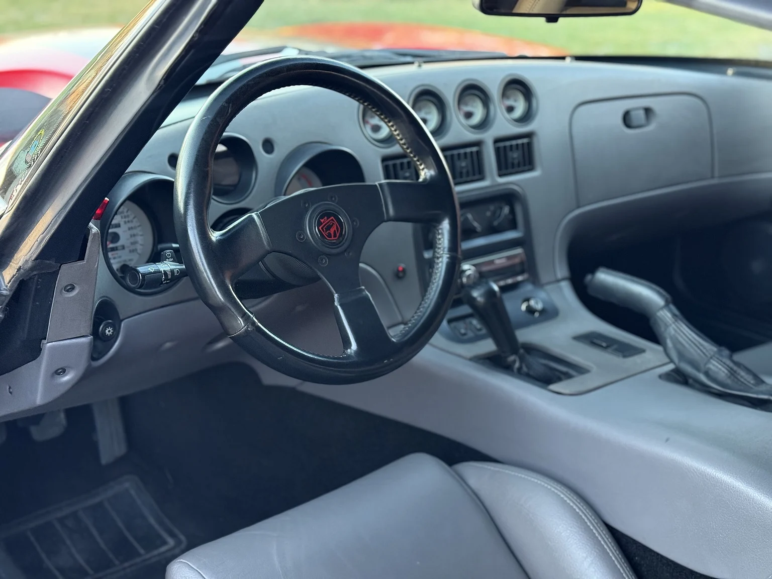 Innenraumfoto von 1994 Chrysler Viper (1)