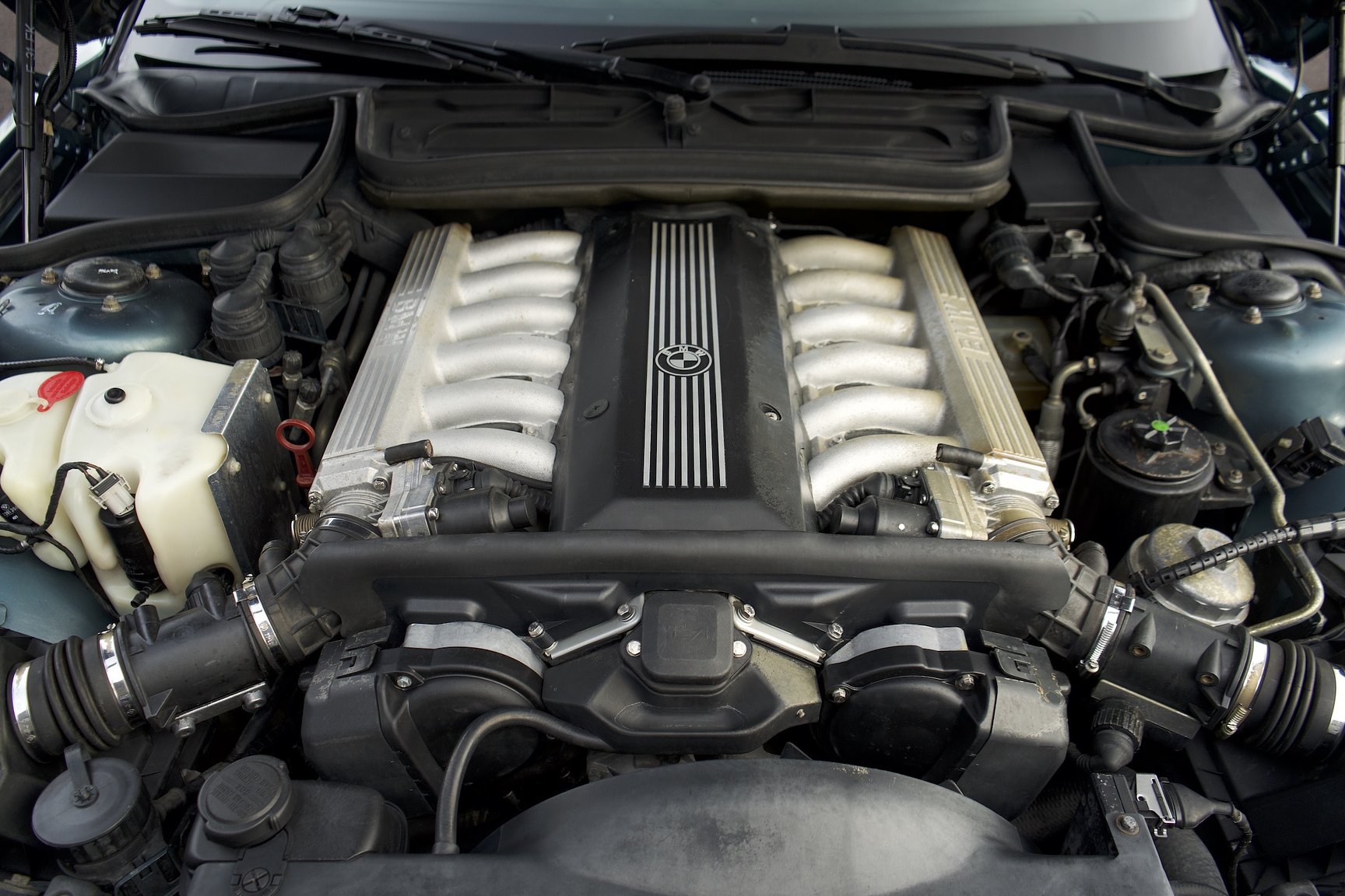 1992 BMW 850i 6-speed manual - NO RESERVE, Mekanik