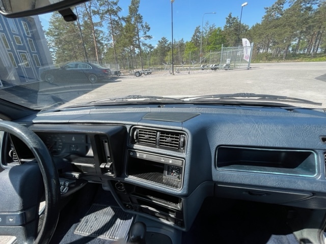 Interior image of 1983 Ford Sierra