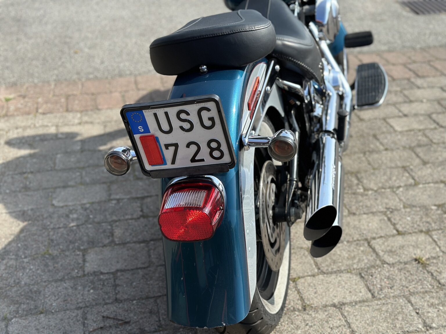 Exterior image of 2004 Harley-Davidson Fat Boy