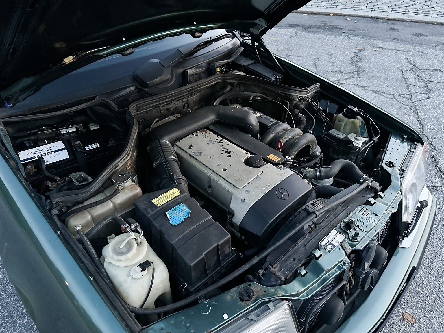 Image of 1996 MERCEDES-BENZ E 320 T mechanics