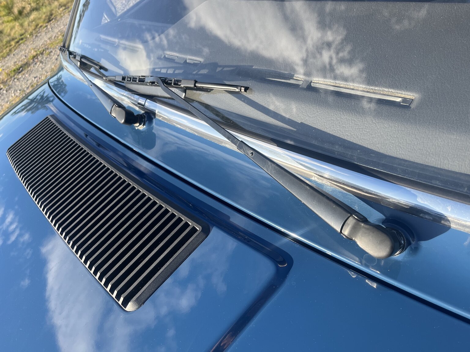 Exterior image of 1983 Volvo 340 (41)