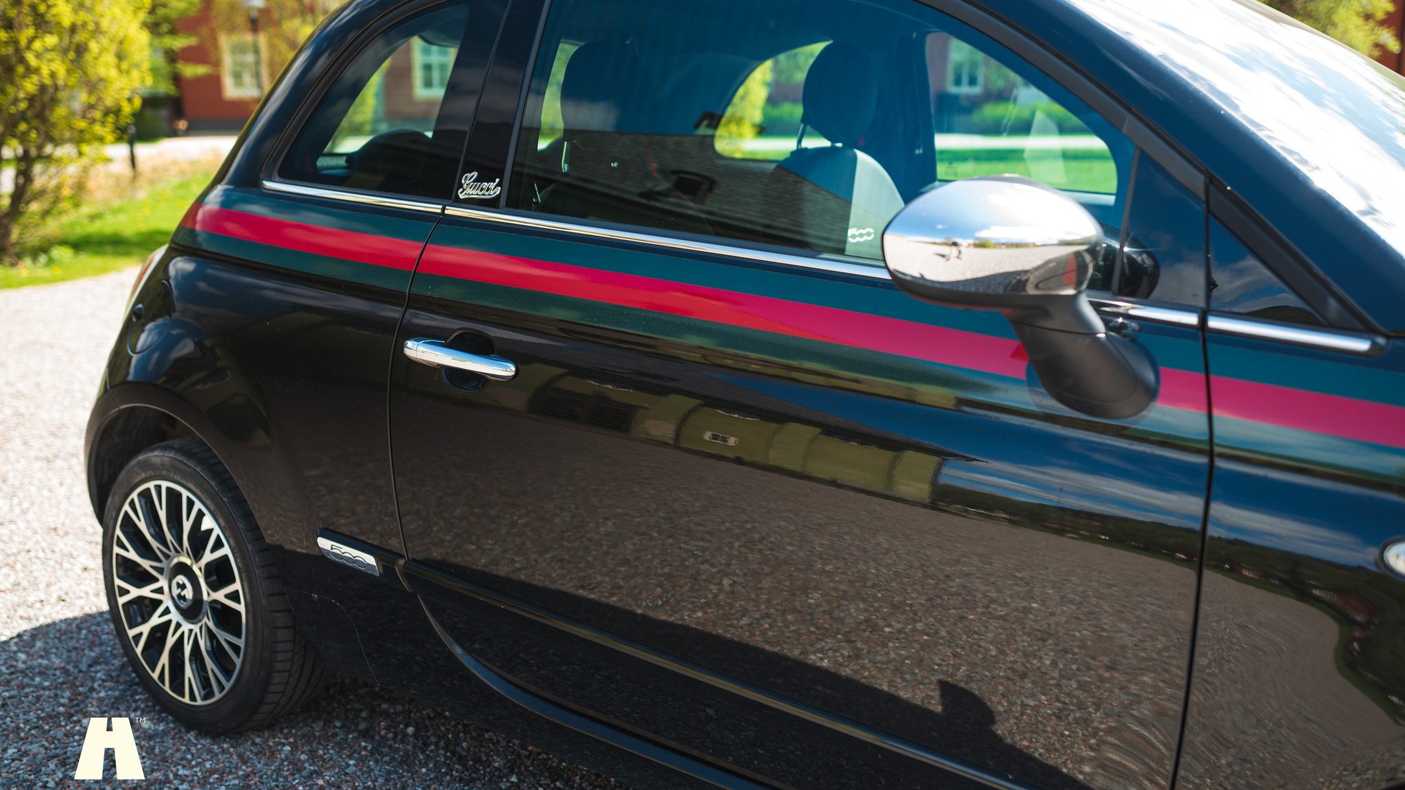 Exterior image of 2012 FIAT 500 GUCCI