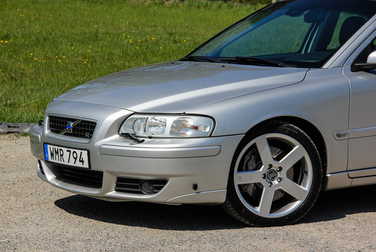 Exteriörbild på 2005 Volvo V70 R AWD