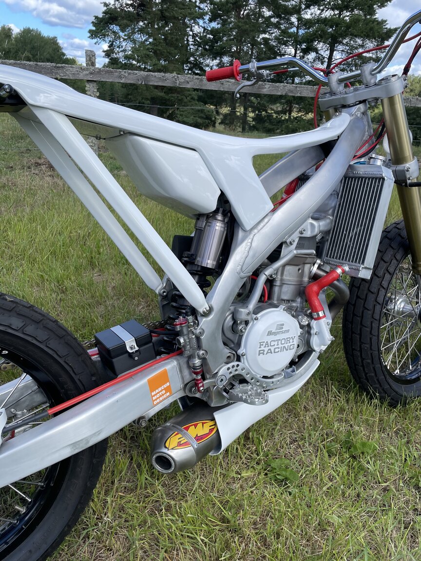 Exteriörbild på 2006 Marcus Moto Design CRF Tracker