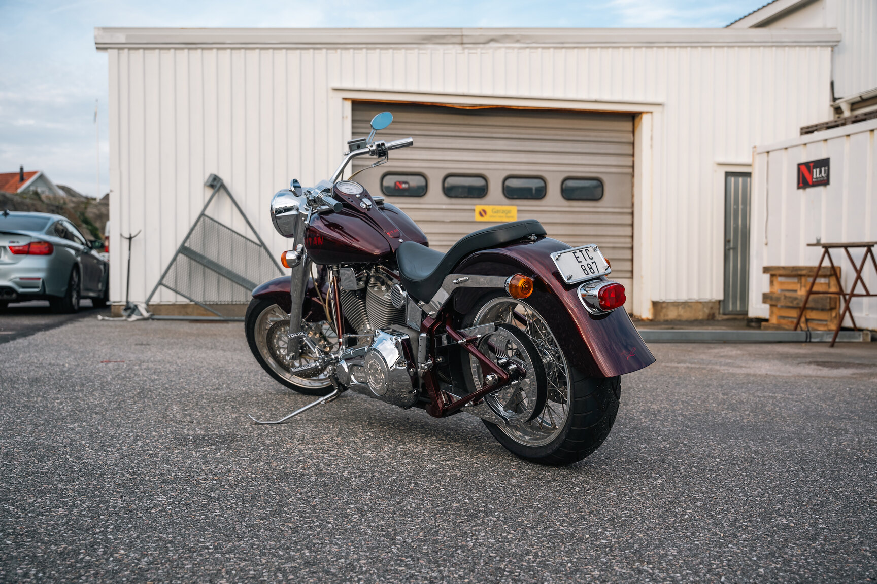 Exterior image of 1997 Titan Roadrunner