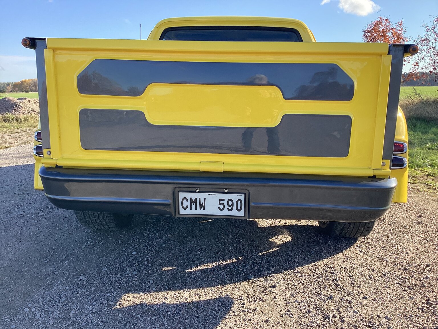 Aussenfoto 1971 Dodge D100