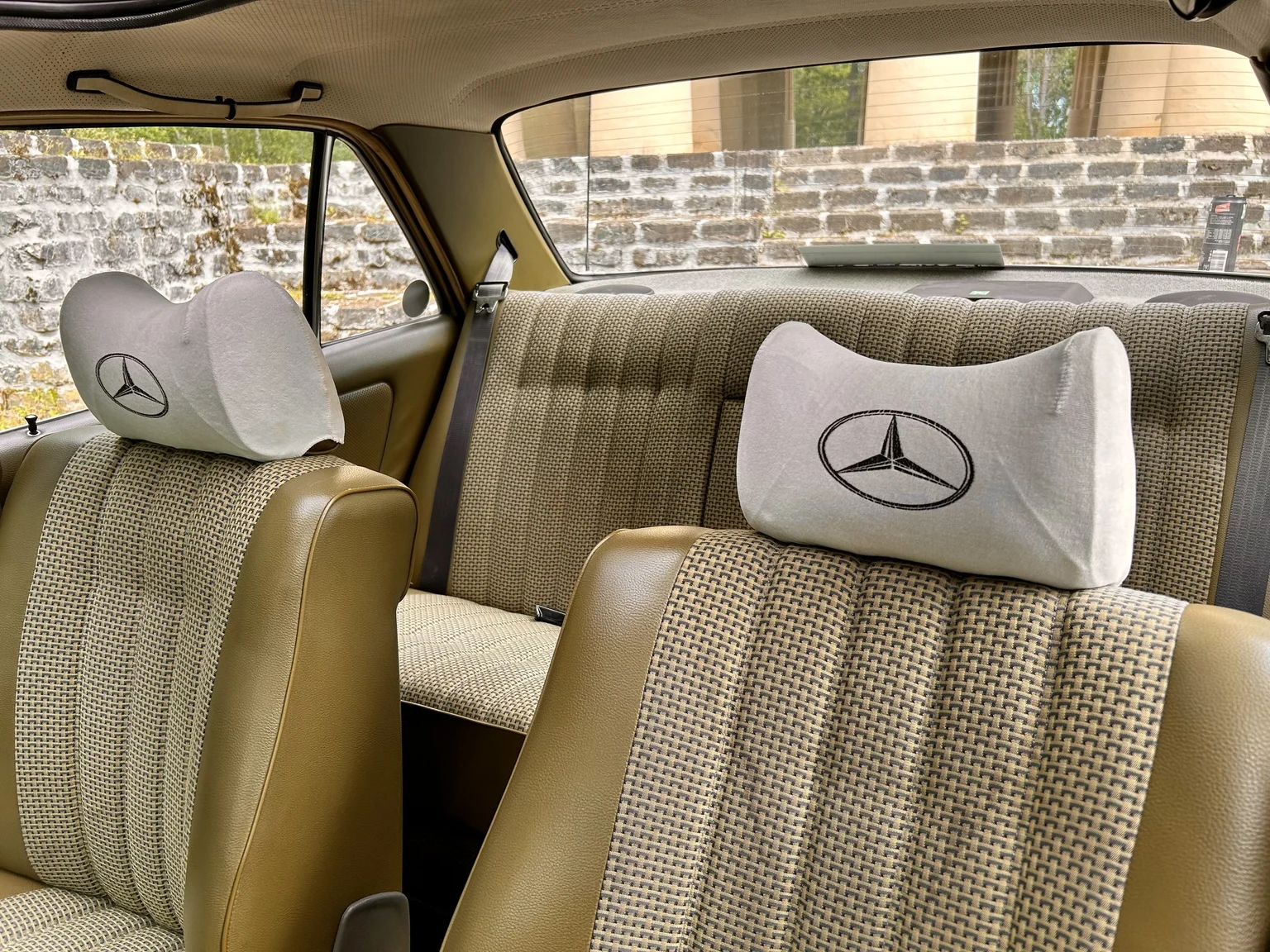Interiörbild 1976 Mercedes-Benz 300 D (7)