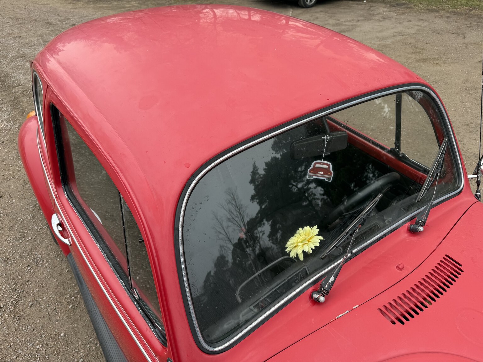 Exteriörbild på 1972 Volkswagen Beetle 1302 S