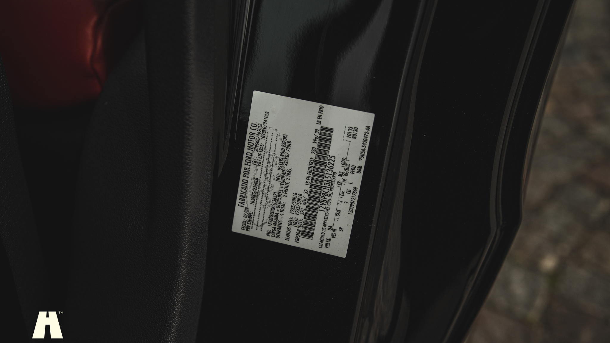 Interior image of 2010 Ford Mustang GT 