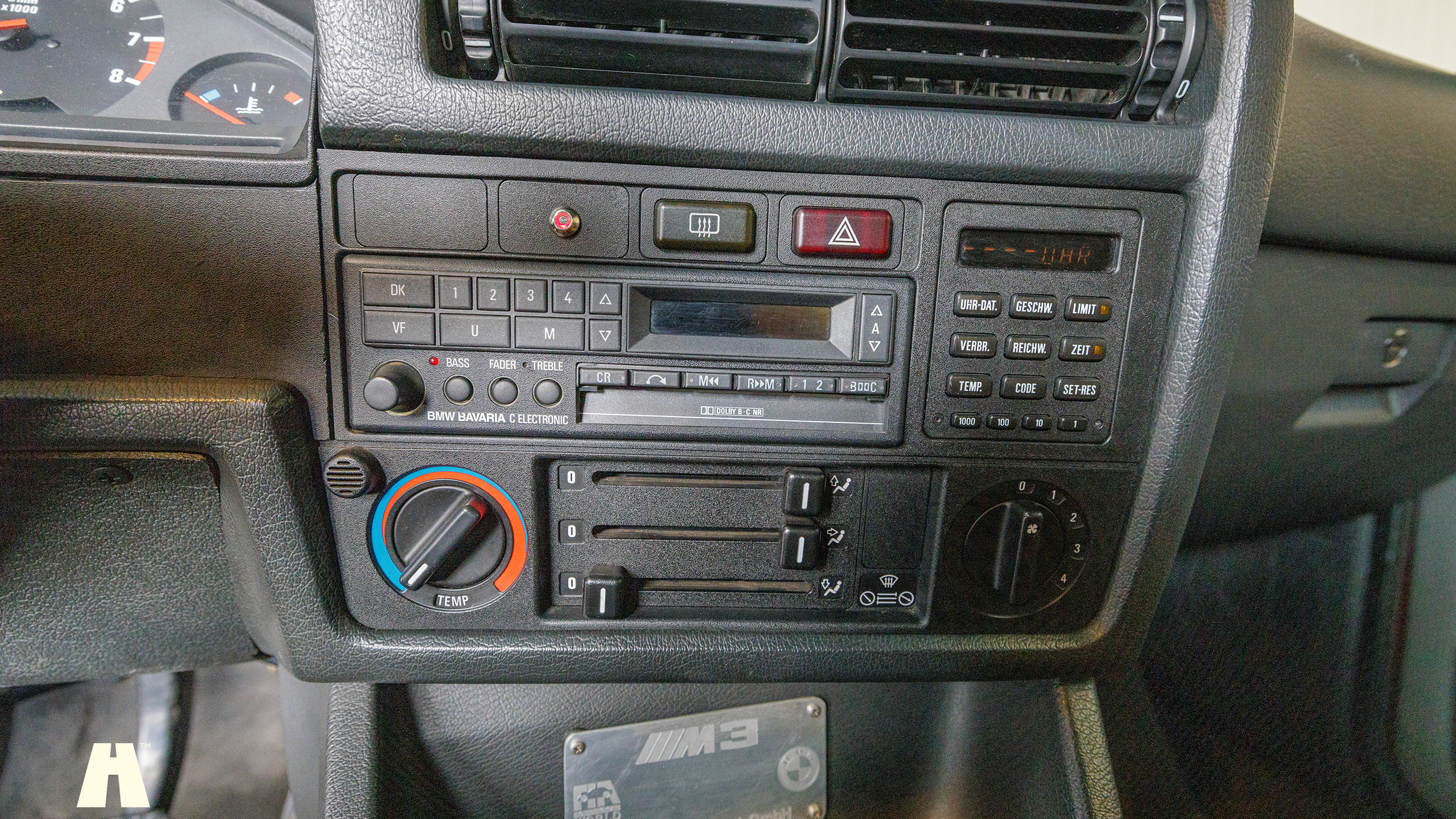 Innenraumfoto von 1988 BMW E30 M3 EVO II