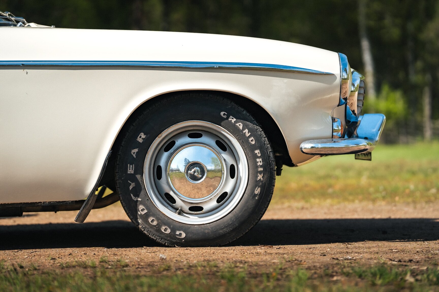 Exterior image of 1963 Volvo 1800 S (64)