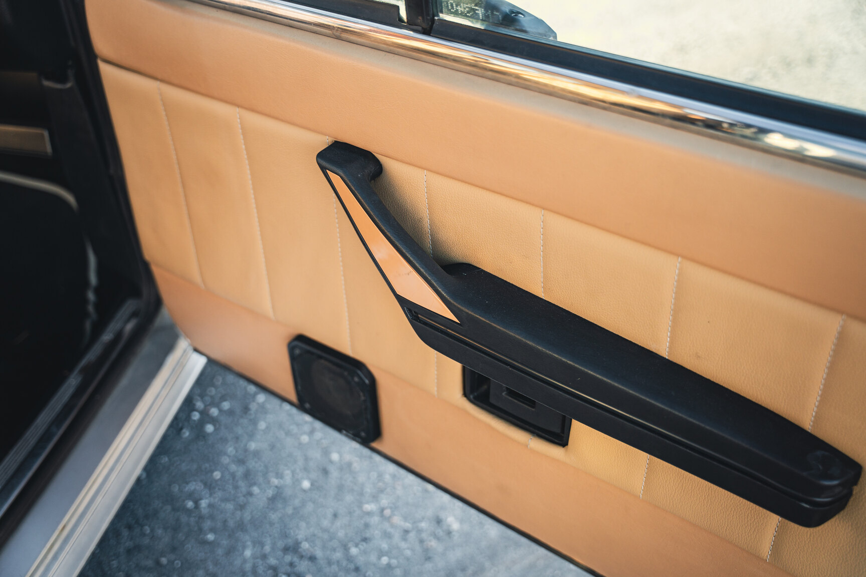 Interior image of 1985 Alfa Romeo GTV 6 2.5 (10)