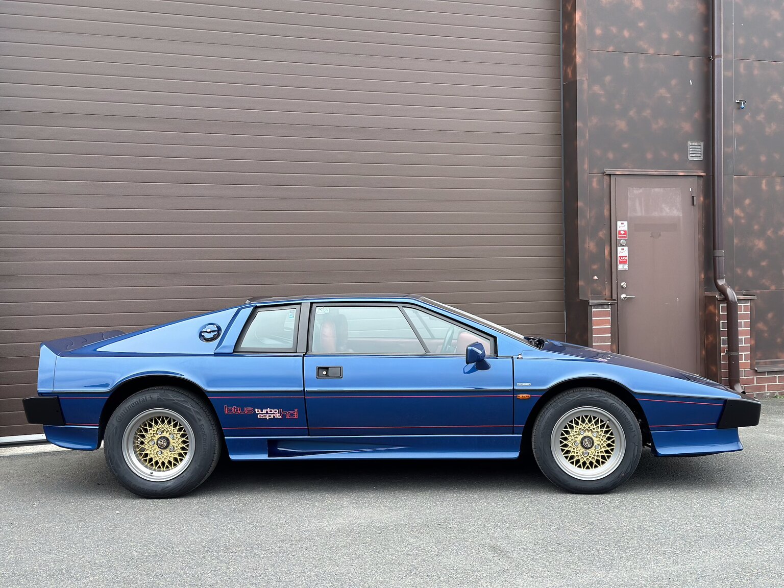 Aussenfoto 1987 Lotus Esprit Turbo HCi (74)