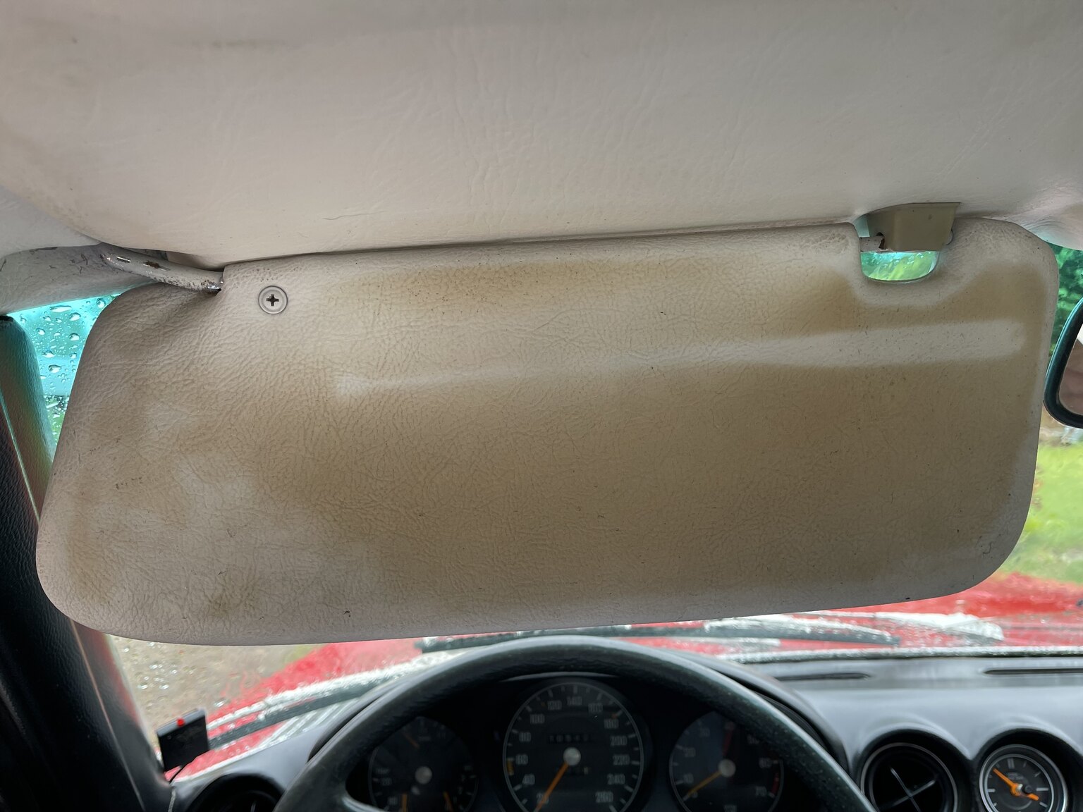 Interiörbild 1973 Mercedes 350 SLC