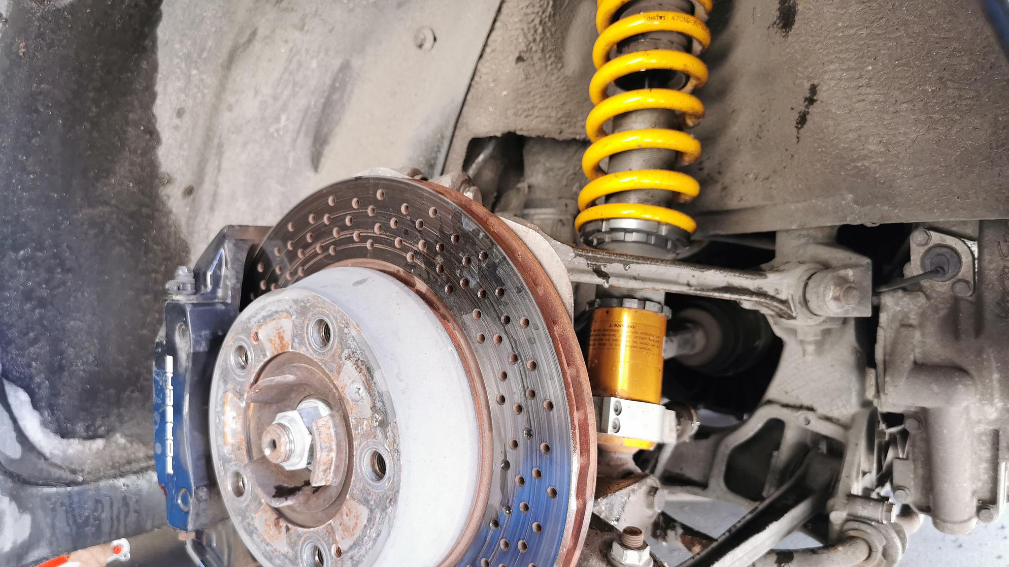 Image of 1998 Porsche 996 Carrera 2 “Clubsport” mechanics