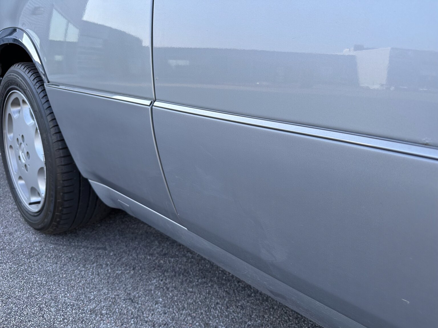 Exteriörbild på 1992 Mercedes-Benz 300 CE-24