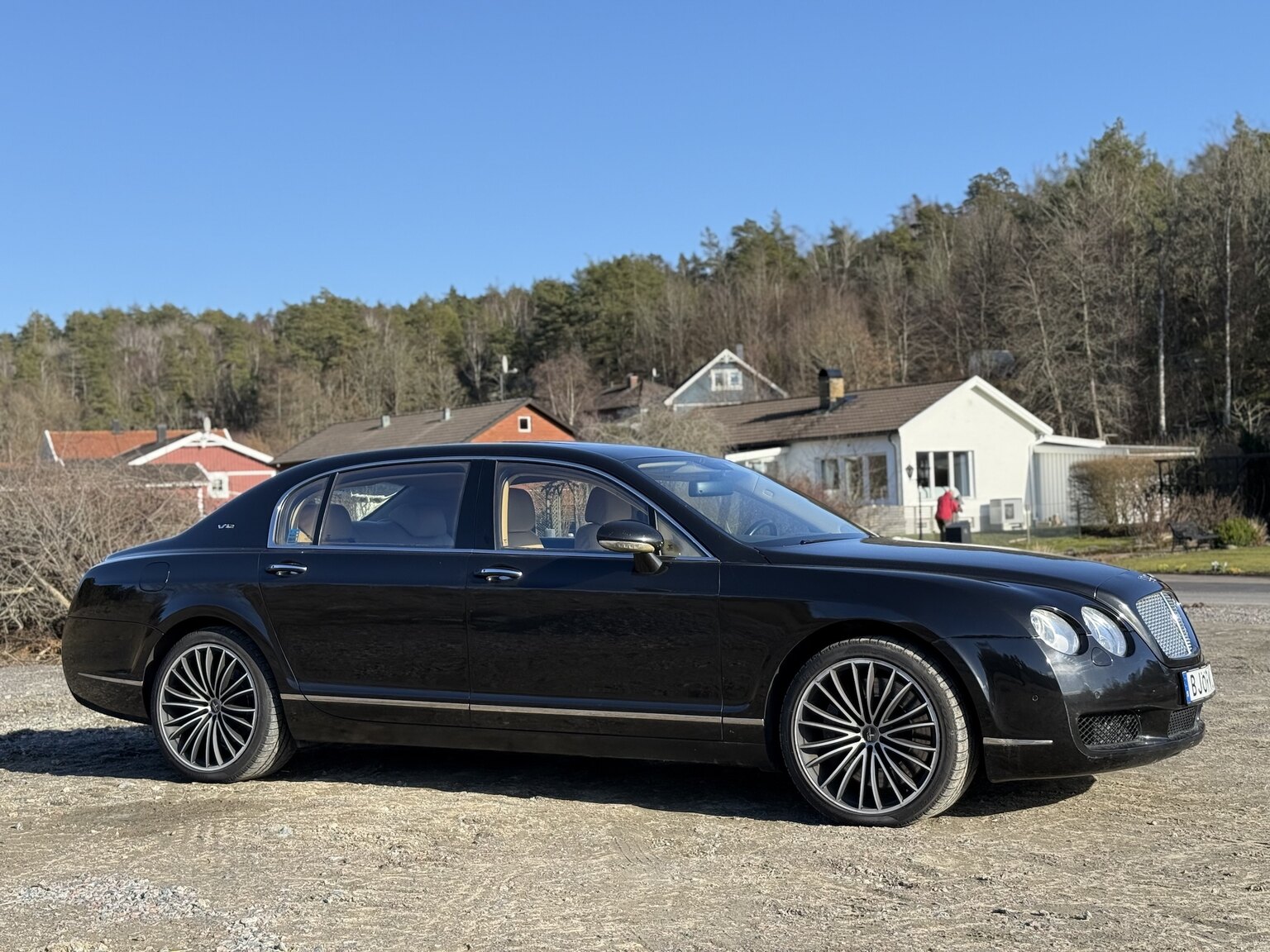 Exteriörbild på 2005 Bentley Flying Spur